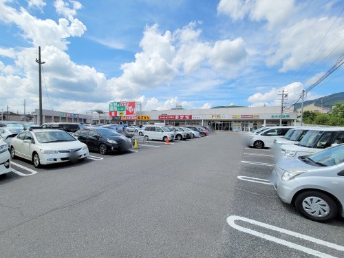 スーパー　業務スーパー 南生駒店（スーパー）まで187m