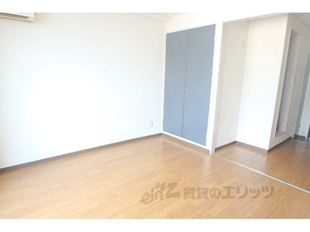 居室・リビング　洋室