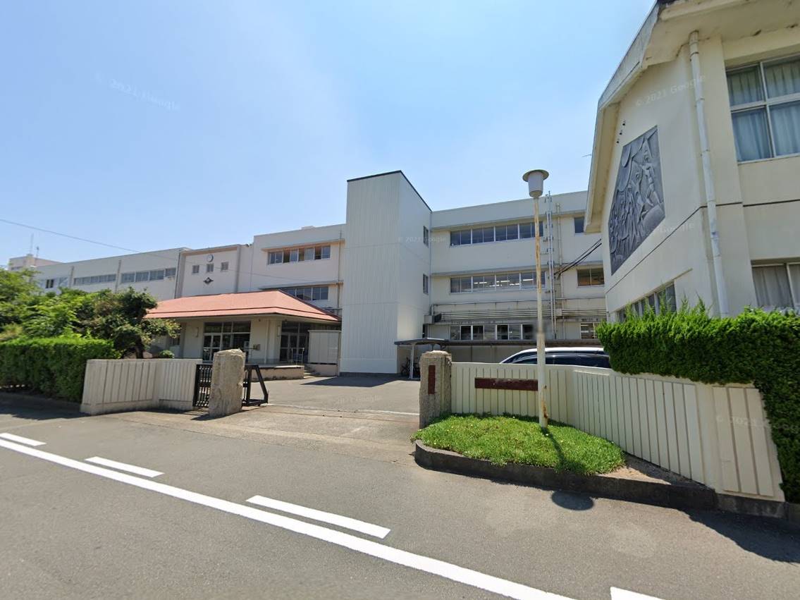 中学校　みなべ町立南部中学校（中学校）まで2574m