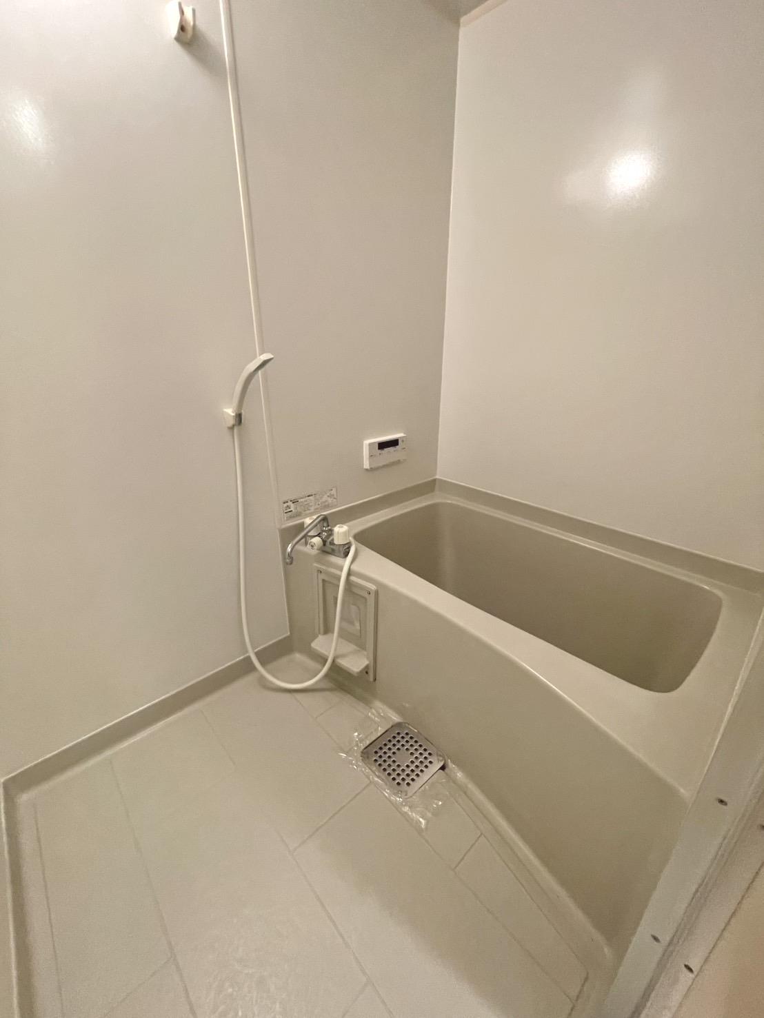 洗面設備　追い焚き機能付き