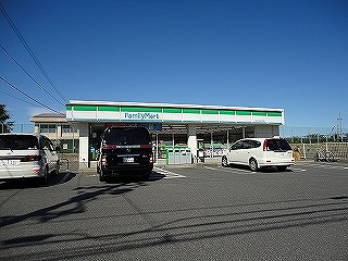 コンビニ　ファミリーマート四日市高浜町店（コンビニ）まで457m
