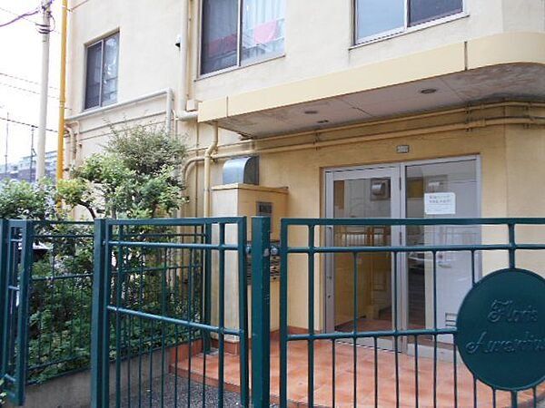 エントランス　エントランス