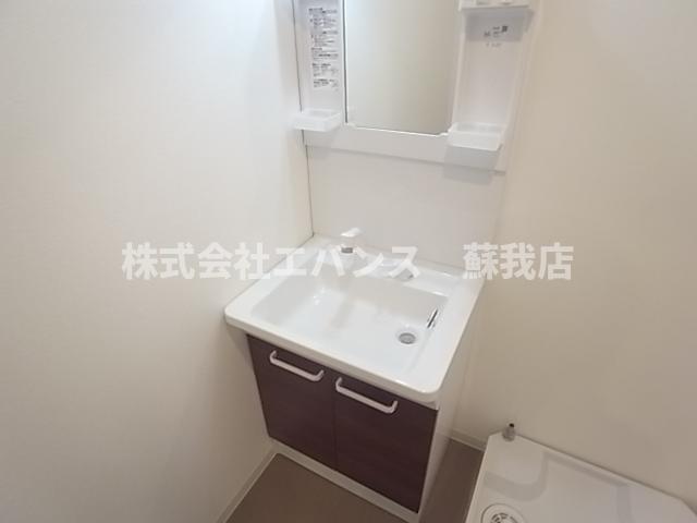 洗面設備　独立洗面台で身支度をすべて済ませてしまいましょう