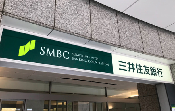 銀行　三井住友銀行兵庫支店（銀行）まで1065m