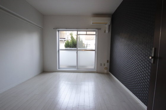 居室・リビング　※別部屋の写真です