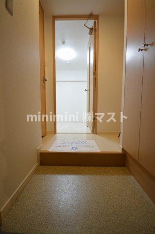 玄関　※別号室参考写真