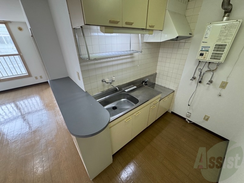 キッチン　キッチンはスペースも広々していて使いやすそうですよ！