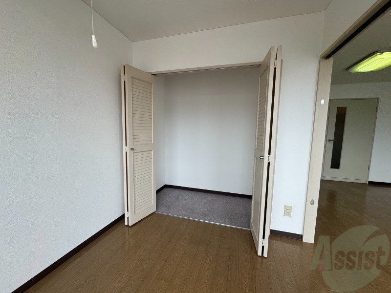 収納　こちらは収納です。物をしまう事ができますね！