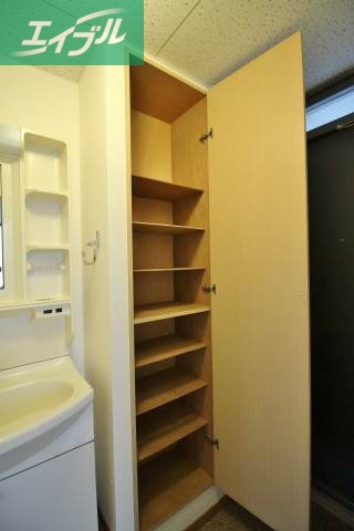 玄関　シューズボックス