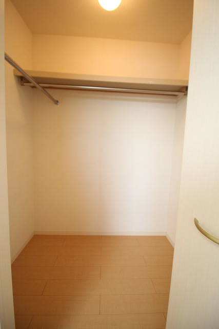 収納　ウォークインクローゼット付き