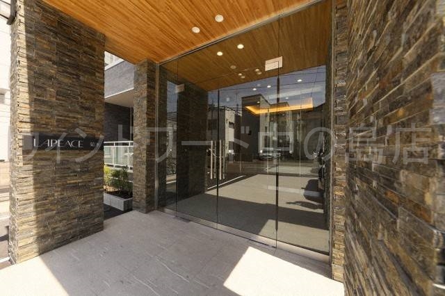 エントランス　詳細は、ウィンドワード中の島店までご相談下さい。