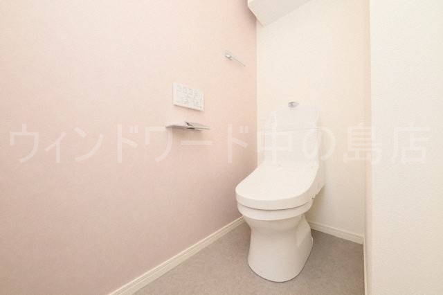 トイレ　詳細は、ウィンドワード中の島店までご相談下さい。