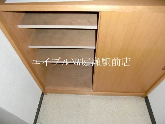 玄関　下駄箱