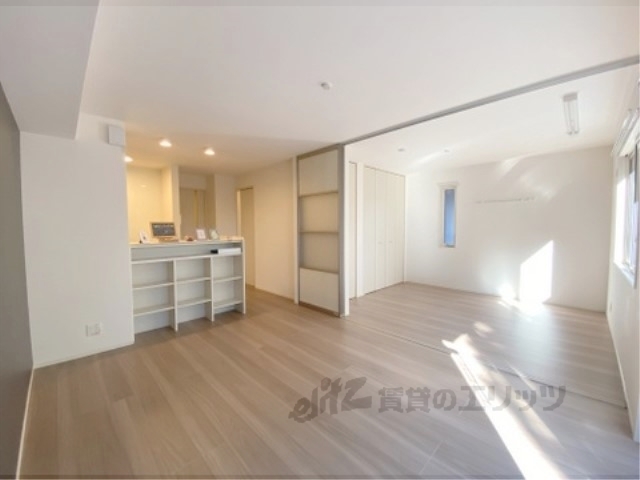 居室・リビング　リビング