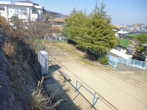 公園　ヒマラヤスギ公園（公園）まで221m