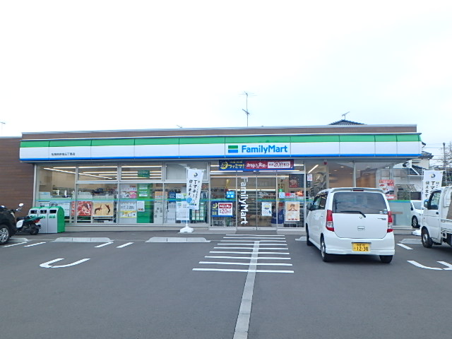 コンビニ　ファミリーマート 相模原原宿五丁目店（コンビニ）まで326m