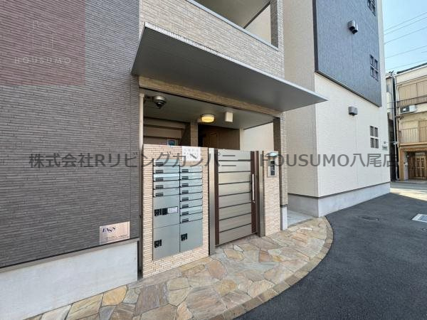 エントランス　毎日通るエントランスはこのようになっています