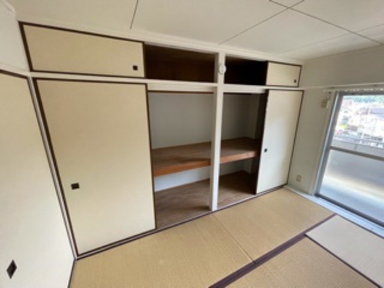 収納　※別号室の写真です