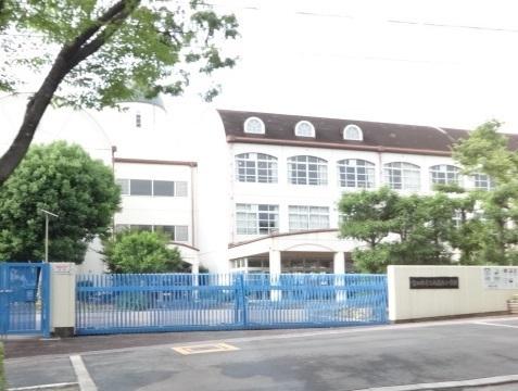 小学校　富田林市立向陽台小学校（小学校）まで160m