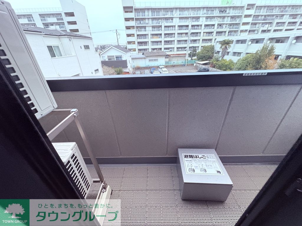 バルコニー　バルコニー