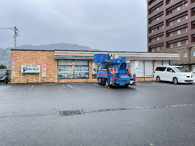 コンビニ　セブンイレブン焼津越後島店（コンビニ）まで422m