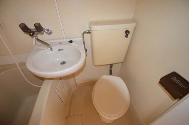 トイレ　トイレ