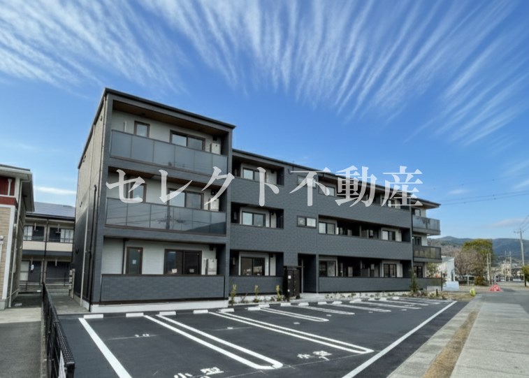 駐車場　【M&S RESIDENCE LIEN】