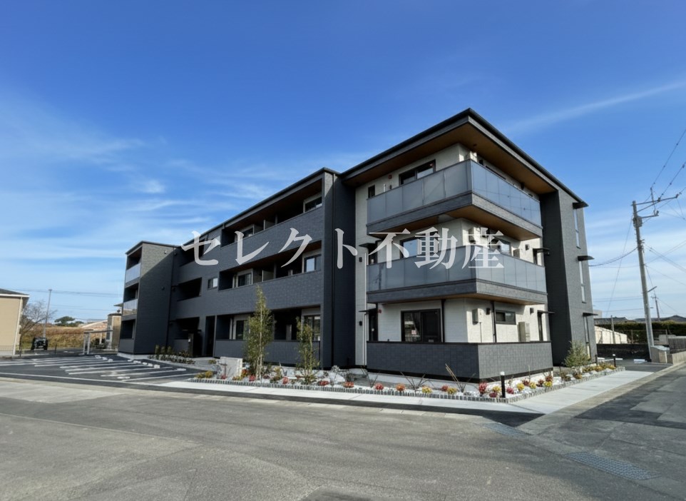 建物外観　【M&S RESIDENCE LIEN】建物外観