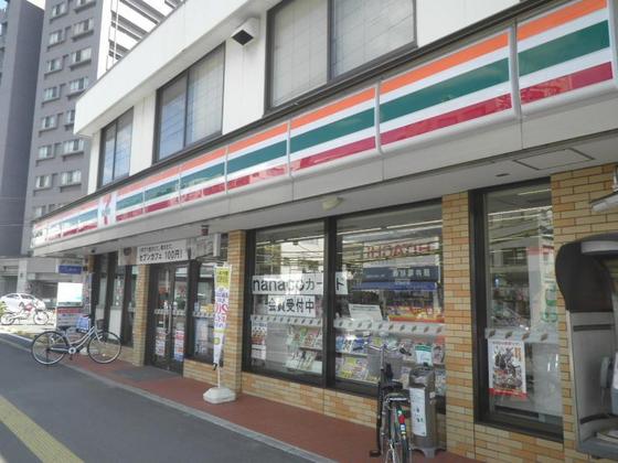 コンビニ　セブンイレブン広島中広３丁目店（コンビニ）まで94m