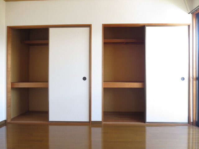 収納　Ｅ２０２　収納