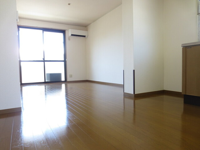 居室・リビング　Ｅ２０２　ＬＤＫ