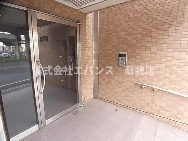 エントランス　毎日通るエントランスはこのようになっています