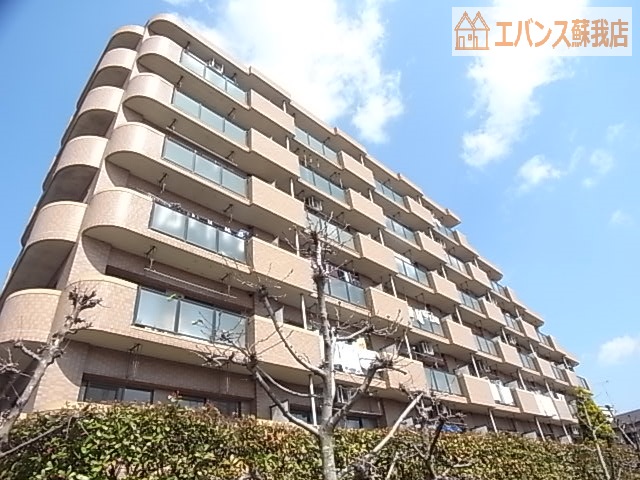 建物外観　落ち着いた雰囲気の外観です