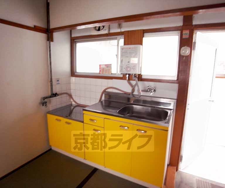 キッチン　黄色のキッチン！