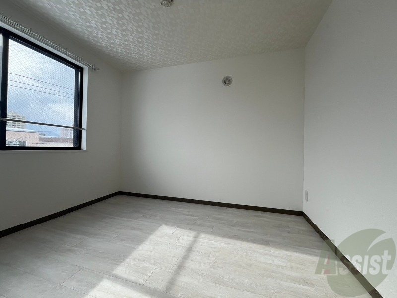 その他部屋・スペース　寝室です。部屋をどう使うかはあなた次第です！