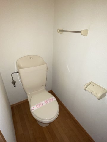 トイレ　2020年10月撮影※現況を優先します。