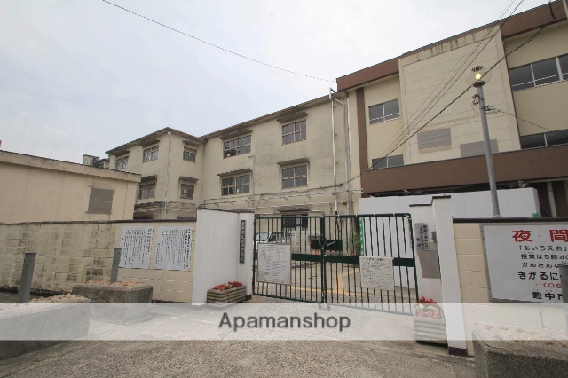 中学校　豊中市立第四中学校（中学校）まで2917m