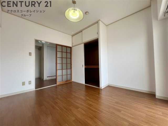 居室・リビング　南向きの明るいお部屋です！