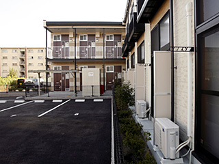 駐車場　駐車場
