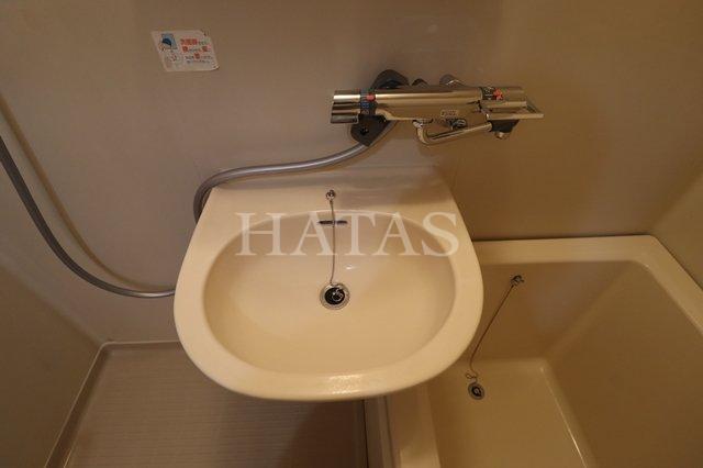 洗面設備　同物件別部屋です。