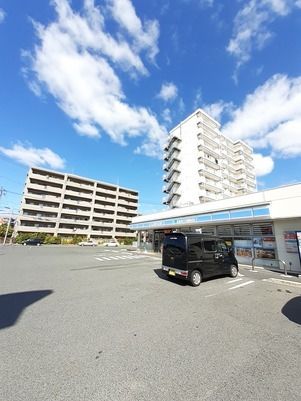 コンビニ　ローソン宇部黒石店（コンビニ）まで550m