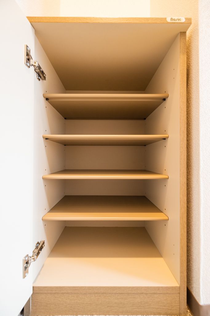 玄関　シューズボックス