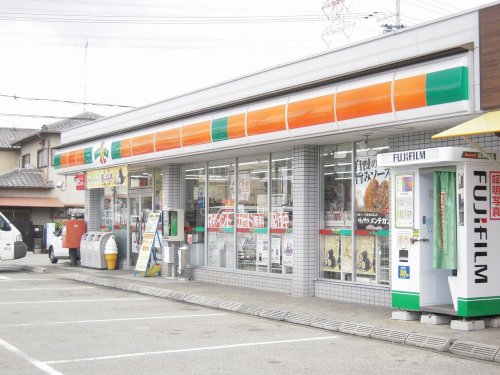 コンビニ　サンクス加古川平岡店（コンビニ）まで151m