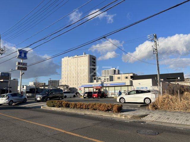 コンビニ　ローソン 半田更生町店（コンビニ）まで418m