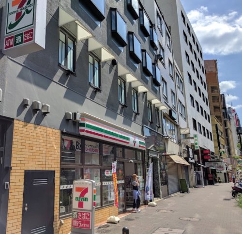 コンビニ　セブンイレブン 神戸中山手通1丁目店（コンビニ）まで201m