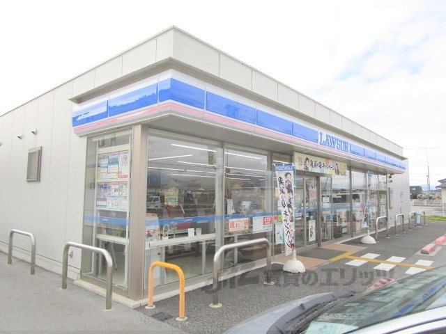 コンビニ　ローソン長浜唐国町店（コンビニ）まで700m