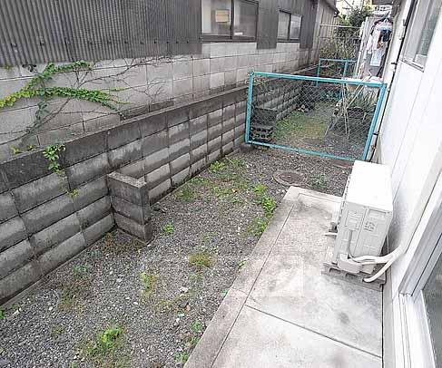 バルコニー　一階は専用庭付き