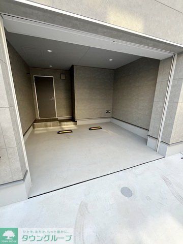 駐車場　駐車場