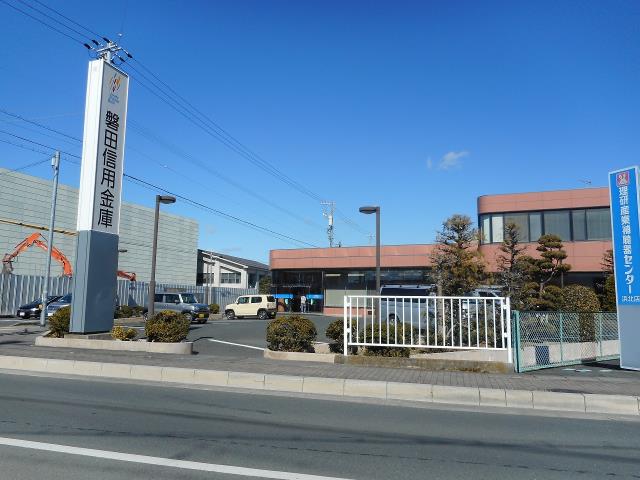 銀行　浜松磐田信用金庫美薗支店（銀行）まで608m
