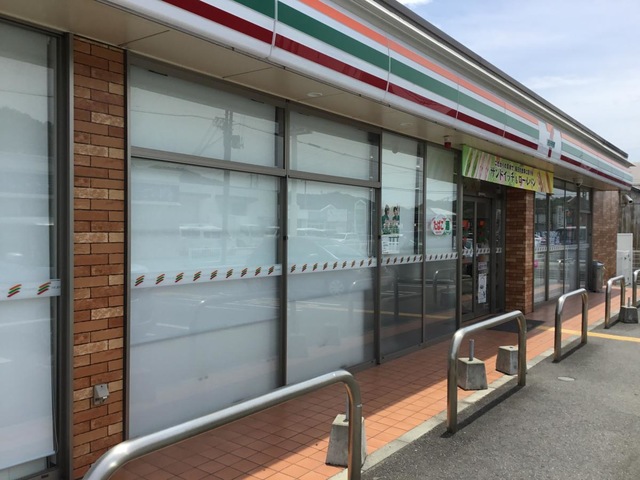 コンビニ　セブンイレブン 姫路岡田店（コンビニ）まで807m